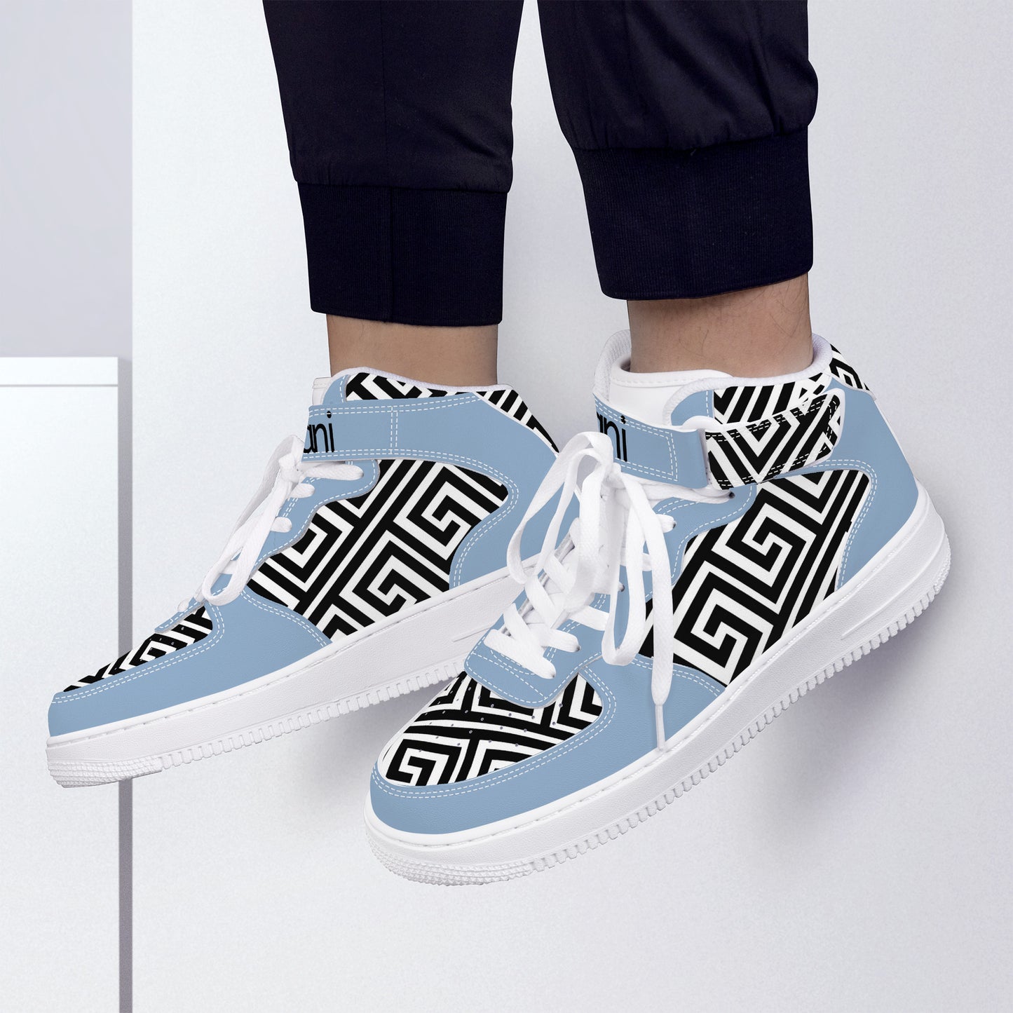 Gorgani High Top Unisex Sneaker