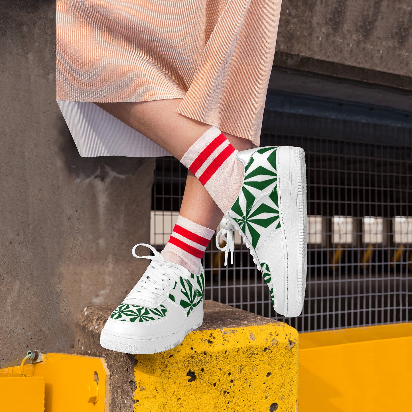 SF_F8 Low Top Unisex Sneaker gorgani forest green